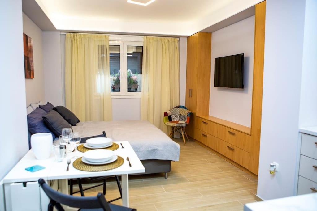 Studio Apartment With All Amenities In Kolonaki Aten Exteriör bild